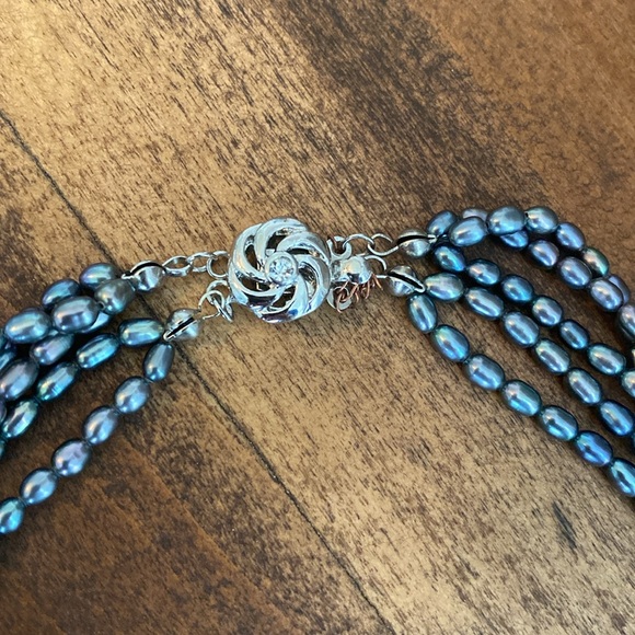 Seed Pearl Necklace - Picture 5 of 7